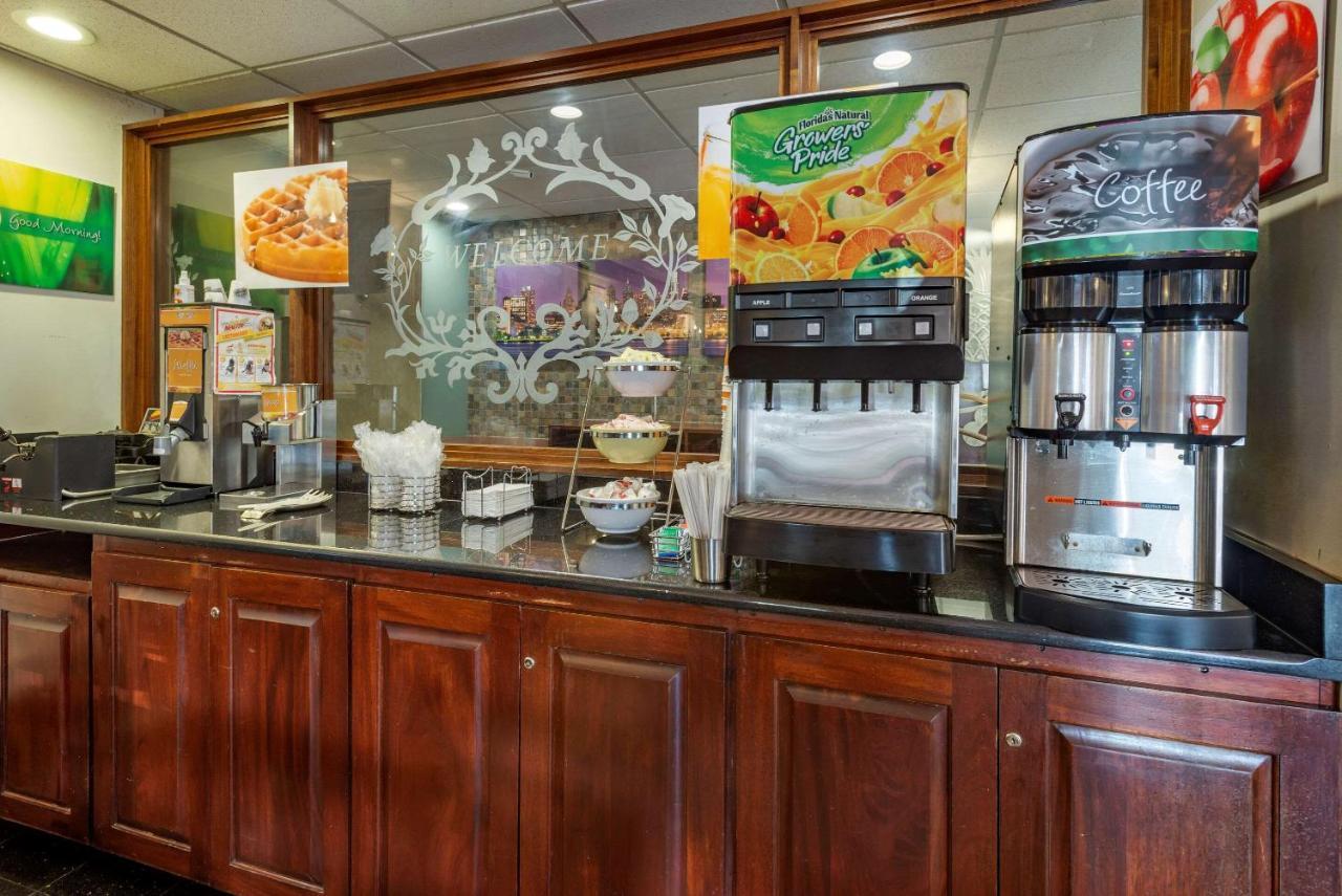 Quality Inn Montgomeryville-Philadelphia Exterior photo